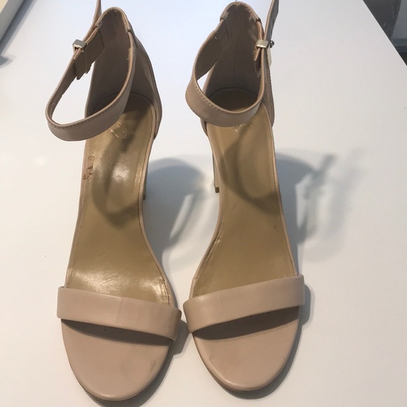 Ann Taylor sandals - Picture 1 of 6